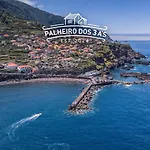 Palheiro Dos 3 A's * Achadas da Cruz