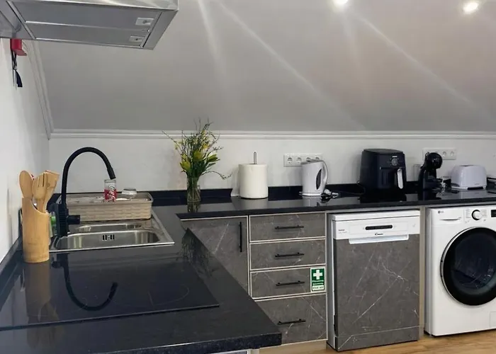 Palheiro Dos 3 A's Achadas da Cruz