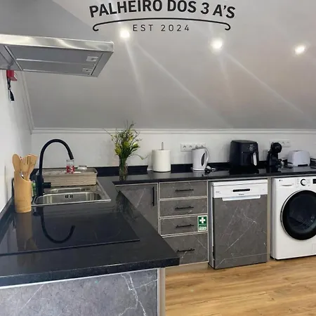 Palheiro Dos 3 A's Achadas da Cruz